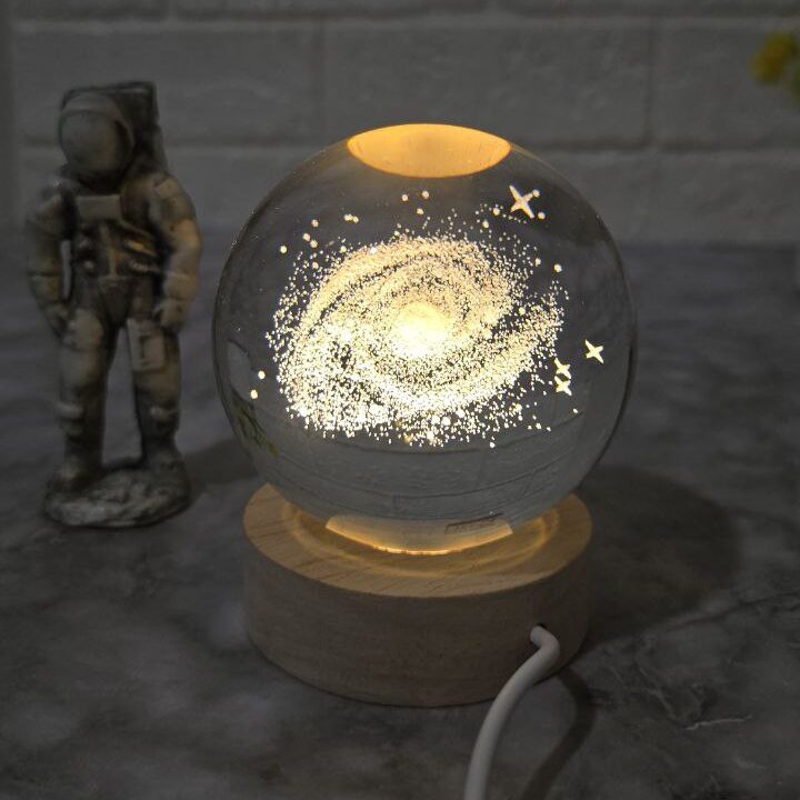 گوی کریستالی طرح کهکشان گوی کریستالی طرح کهکشان