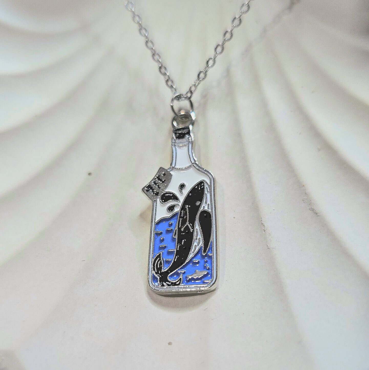 گردنبند وال در بطری - تصویر 1