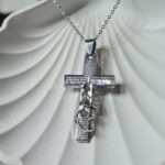 گردنبند استیل صلیب سه حلقه - تصویر 3