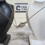 ست گردنبند مگنتی طرح دست